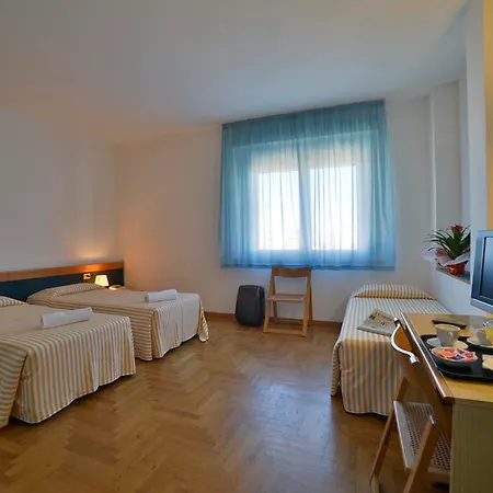 Szálloda Mistral 3*