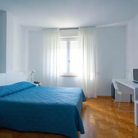 Hotel Mistral 3*