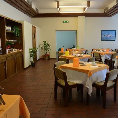 Mistral Hotel 3*